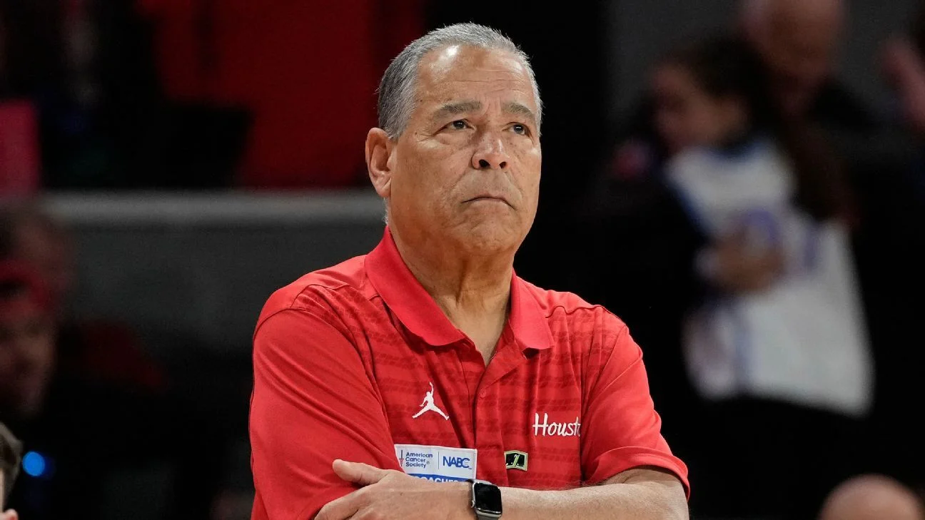 Kelvin Sampson bemoans Houston NIL budget: 'We're poor'