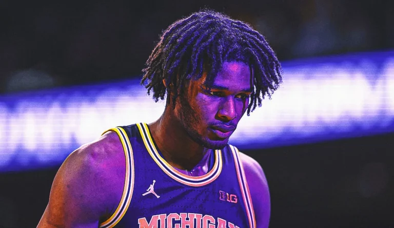 Thumbnail for How To Bet This Week in College Hoops: Arizona-Houston, Michigan